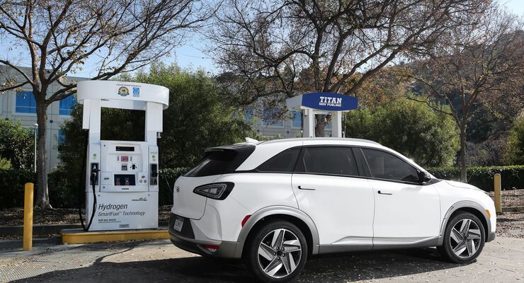 Hyundai Nexo 2018 Brennstoffzelle, Fuel Cell, Tankstelle, tanken