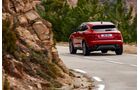 Jaguar E-Pace 2018 Kurve schräg hinten links rot