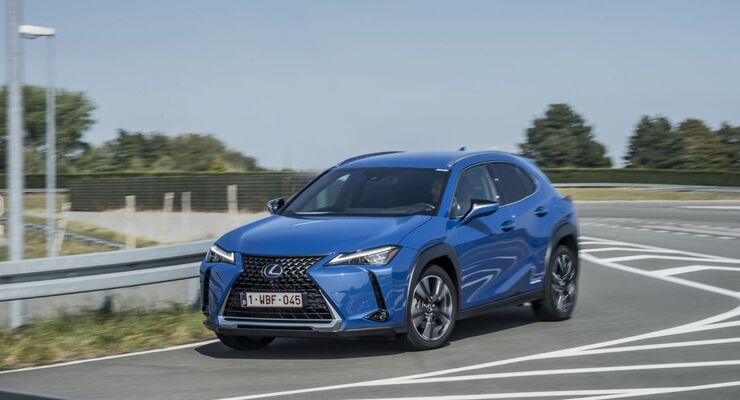 Lexus UX 2023