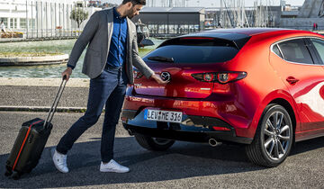 Mazda 3, 2019, Reise, Koffer, Business, Freizeit, Mobilität