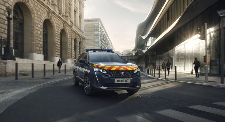 Peugeot 3008 Hybrid Police Frankreich